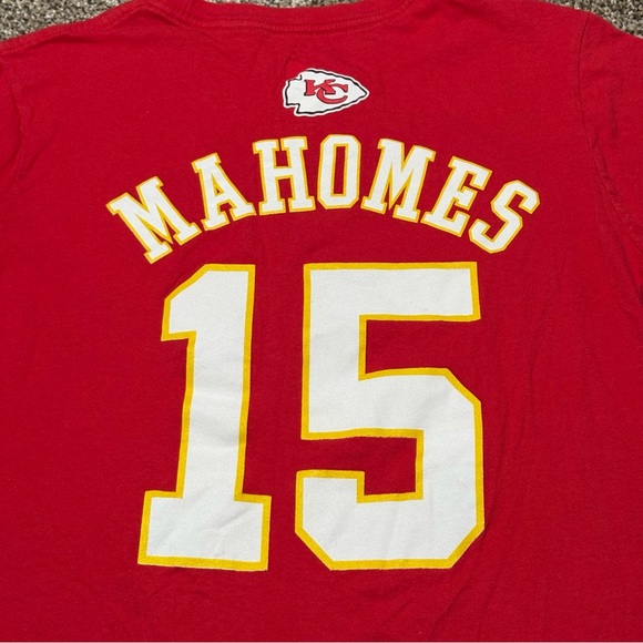 NFL Mahomes Chiefs Boy’s Large Red Tee - Picture 8 of 8